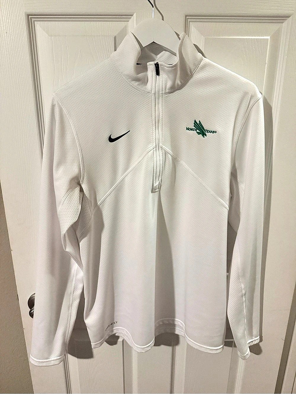 Nike Dri-FIT North Texas Mean Green Golf Quarter-Zip Pullover! Size: Medium!